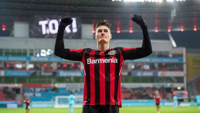 赛中踢走球 赛中踢走球